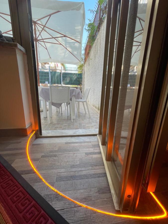 L'Oasi Di Luis Villa Napoli Eksteriør billede