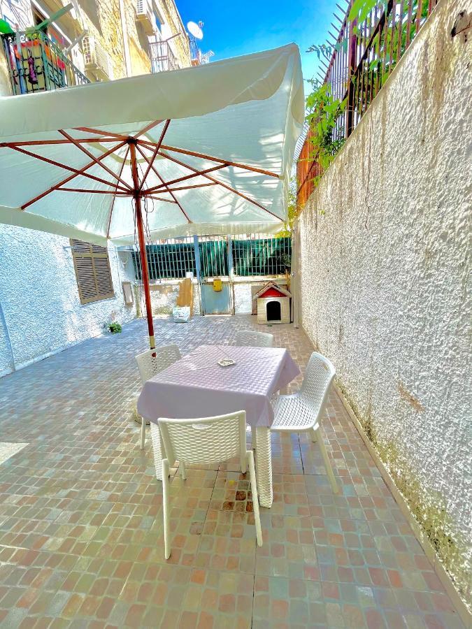 L'Oasi Di Luis Villa Napoli Eksteriør billede
